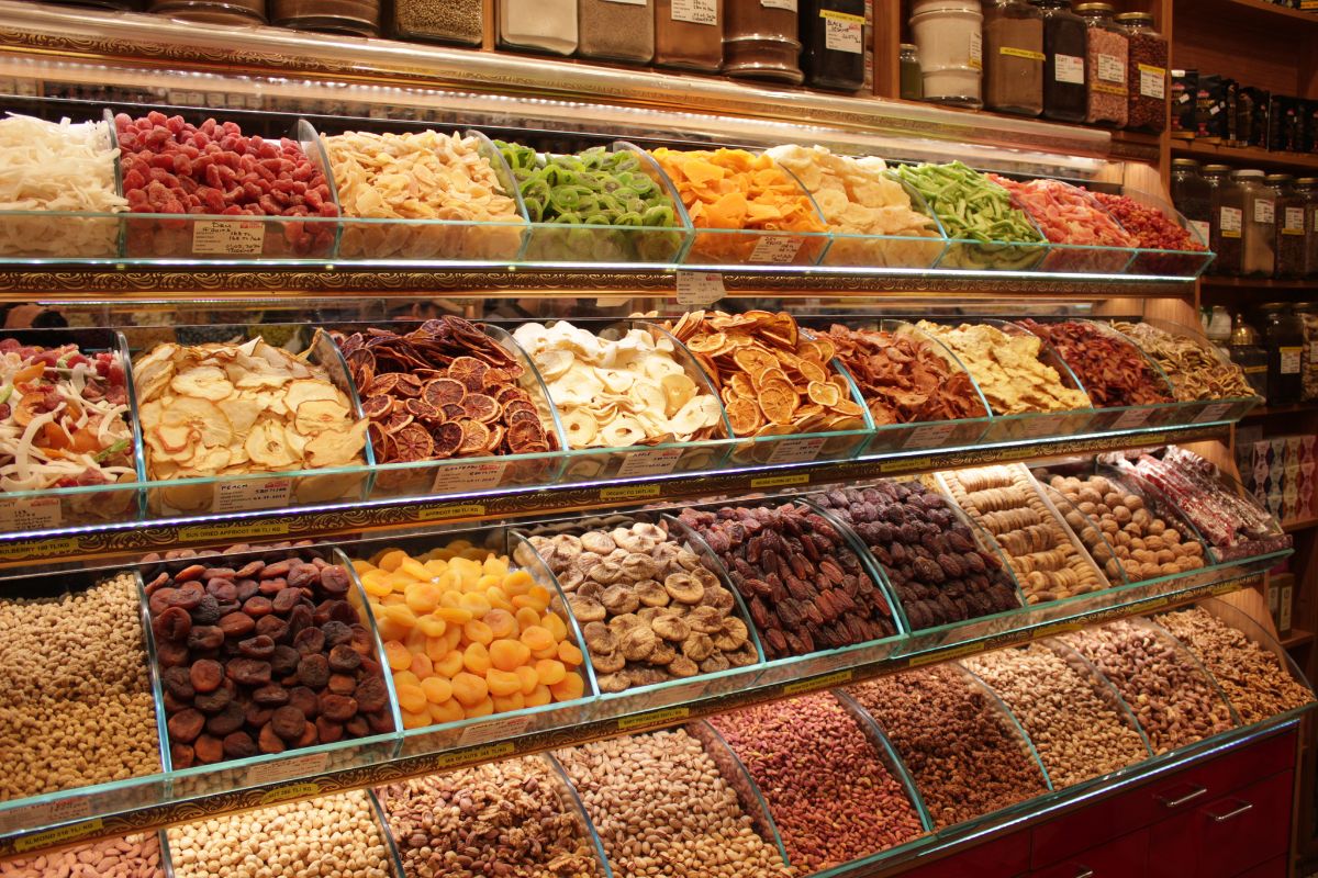 Understanding the Safety Processing Techniques and Applications of Low Moisture Foods.jpg